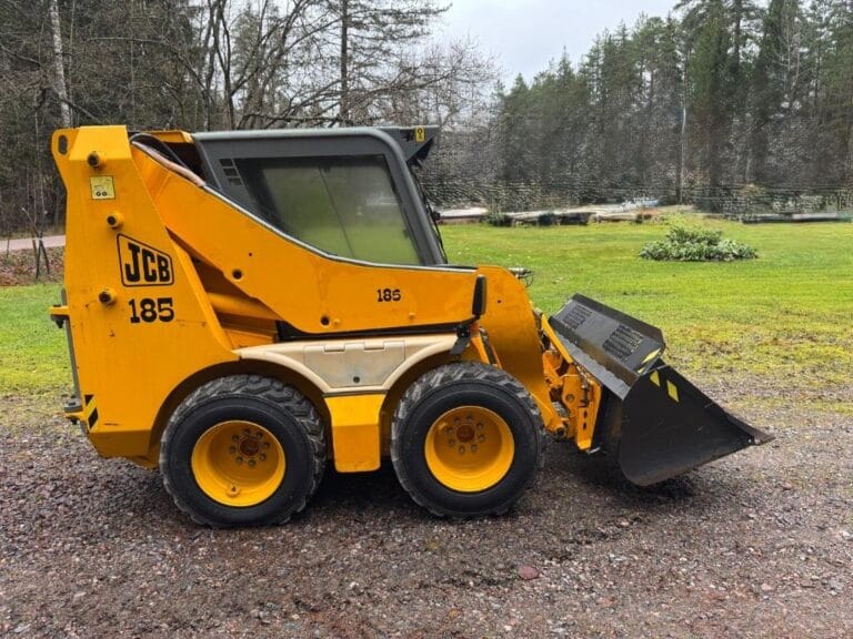 JCB 185 Robot