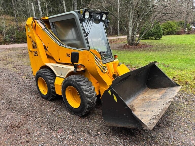 JCB 185 Robot