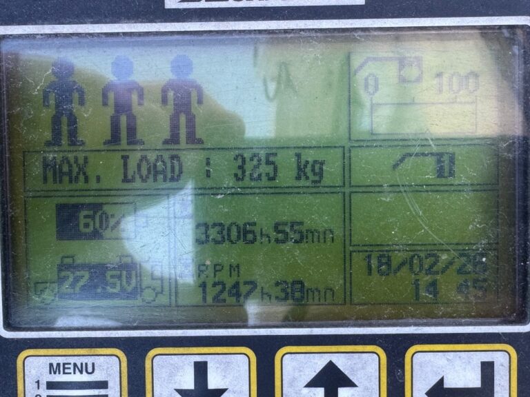 Scania P 94 DB 260- Bronto Skylift F32RL