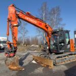 Hitachi ZX 135 US-6