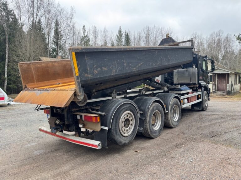 Iveco AT 260 Trakker 500 8x4/4-3820 Euro-6