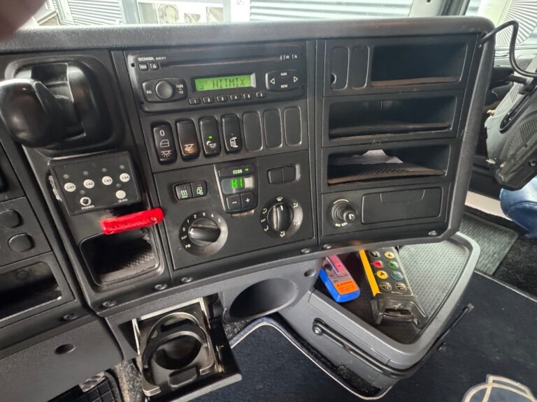 Scania R 420 6x2-4700 HMF 2420+ multilift vaijerilaitteet