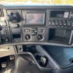 Scania R 560 6x2/4-4900 kokosivuaukeavalla korilla + PL