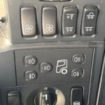 Scania R 560 6x2/4-4900 kokosivuaukeavalla korilla + PL