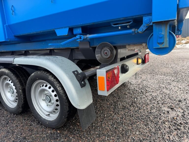 Vezeko Konos 35-3 koukkulaite perävaunu