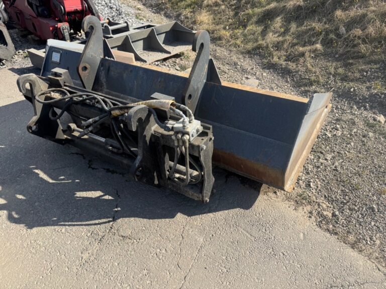 Kramer 480 + SNOWSTAR 2900 nivelaura ym.