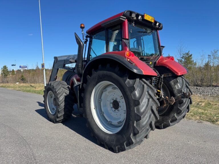 Valtra T 182 Versu