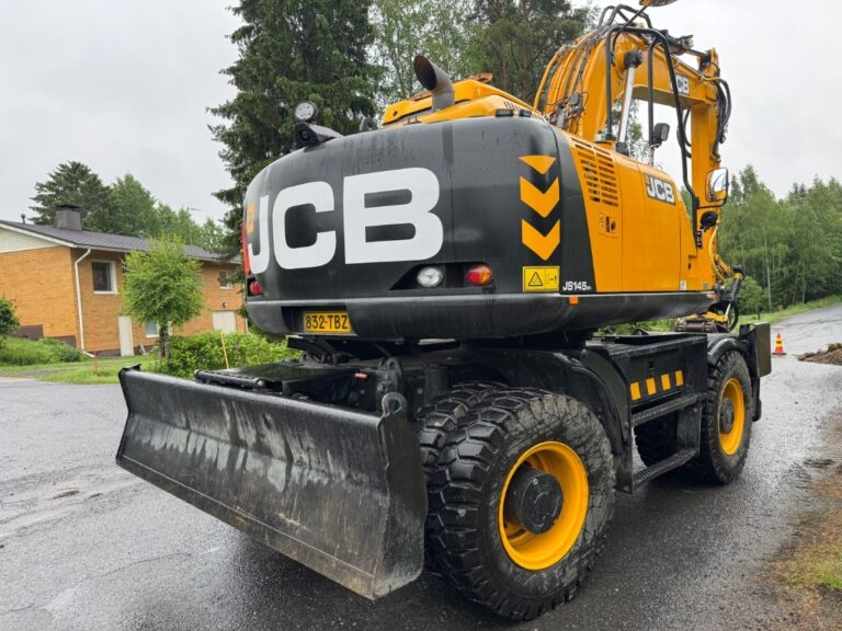 JCB JS 145 W+