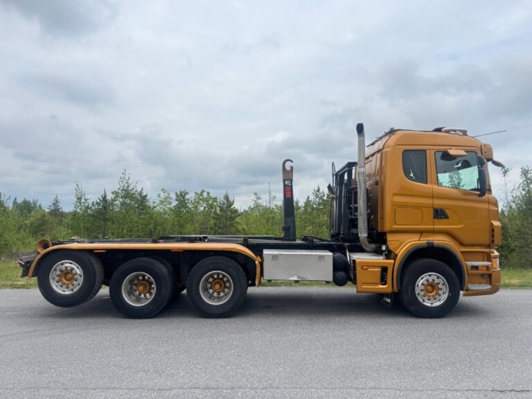 Scania R 500 8x4/4-3750 koukkuauto