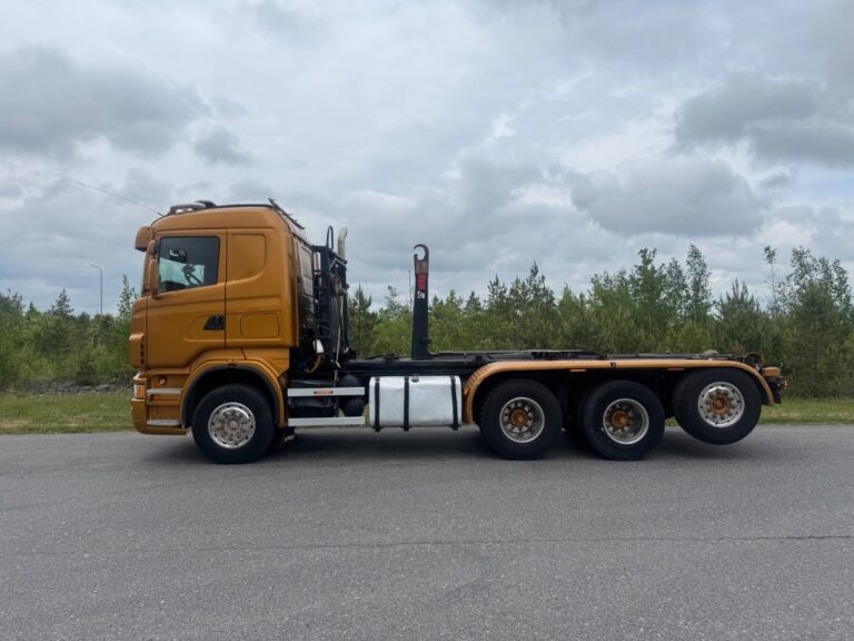 Scania R 500 8x4/4-3750 koukkuauto