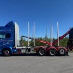 Scania R 730 8x4/4 tukkiauto Nosturilla