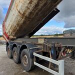 Mercedes-Benz Arocs 3351 LS 6x4-3300, Sorapuoliperäyhdistelmä
