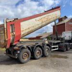 Mercedes-Benz Arocs 3351 LS 6x4-3300, Sorapuoliperäyhdistelmä
