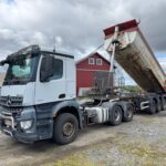Mercedes-Benz Arocs 3351 LS 6x4-3300, Sorapuoliperäyhdistelmä