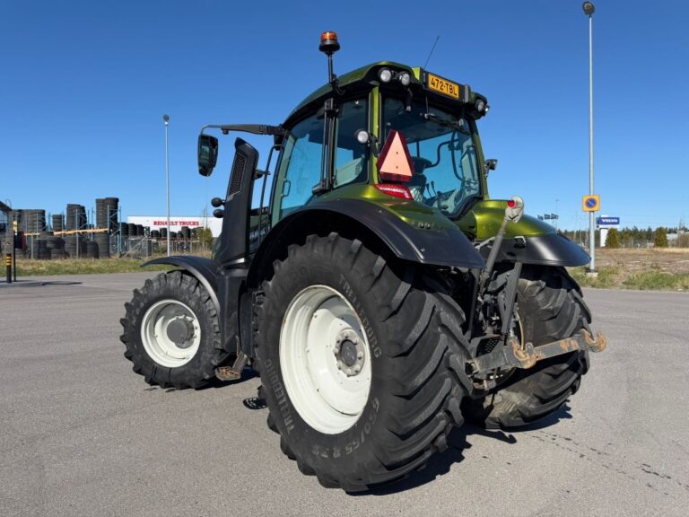 Valtra T 155 Active