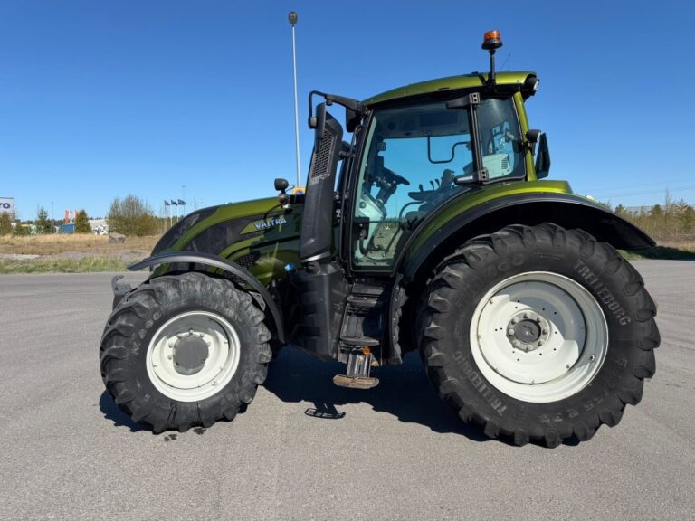 Valtra T 155 Active