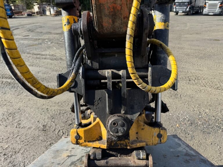 Doosan DX 80 R