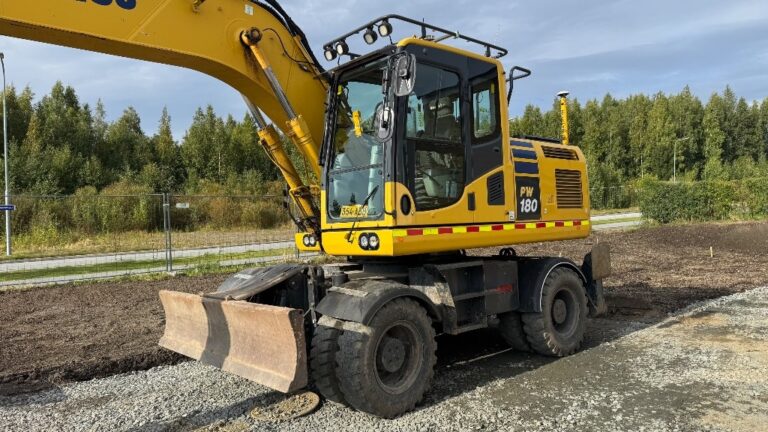 Komatsu PW 180-10
