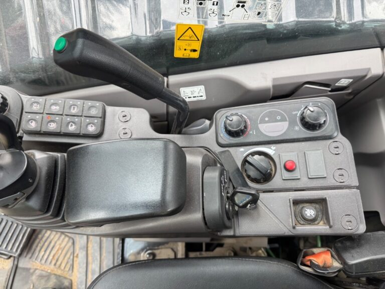 Kubota U 56-5