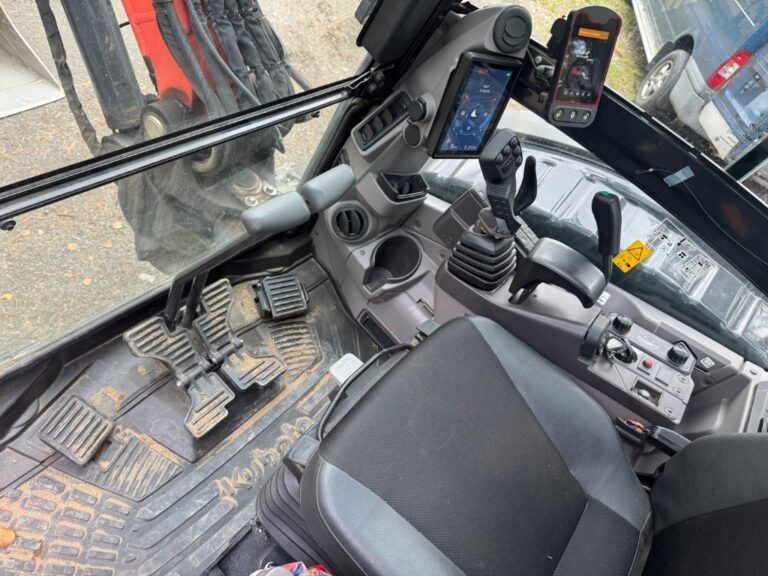 Kubota U 56-5