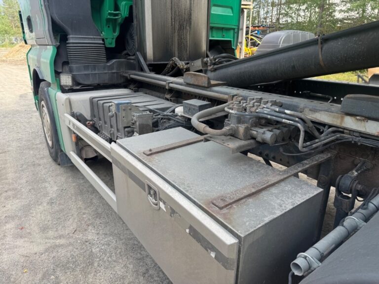 MAN TGX 35.540 8x4/4-3900 koukkuauto