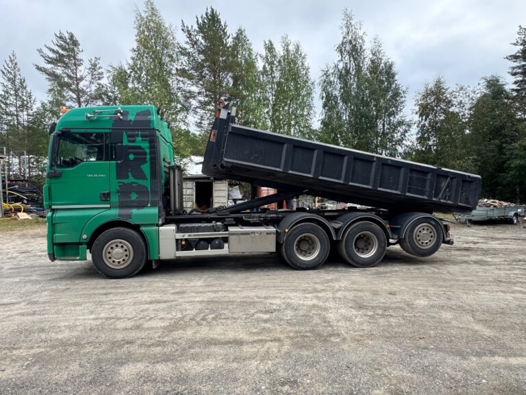 MAN TGX 35.540 8x4/4-3900 koukkuauto
