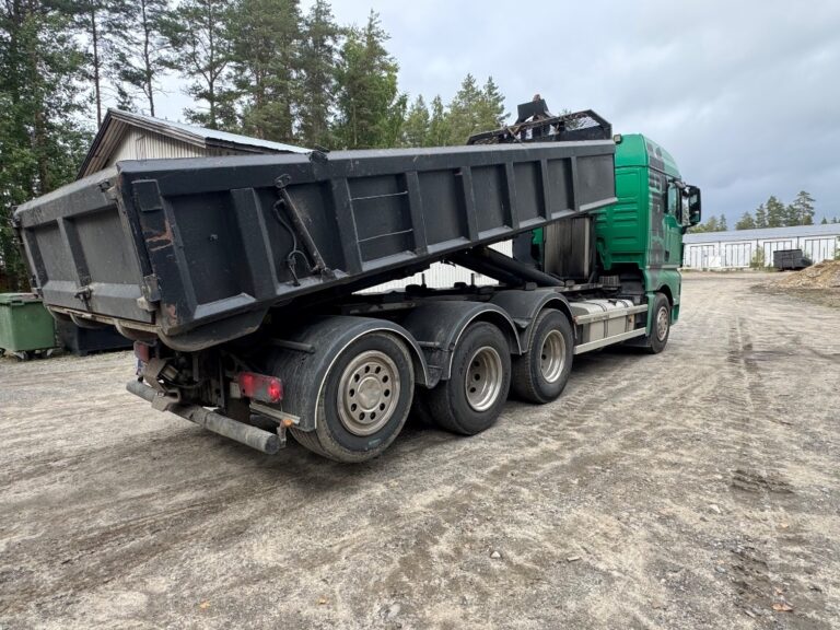 MAN TGX 35.540 8x4/4-3900 koukkuauto