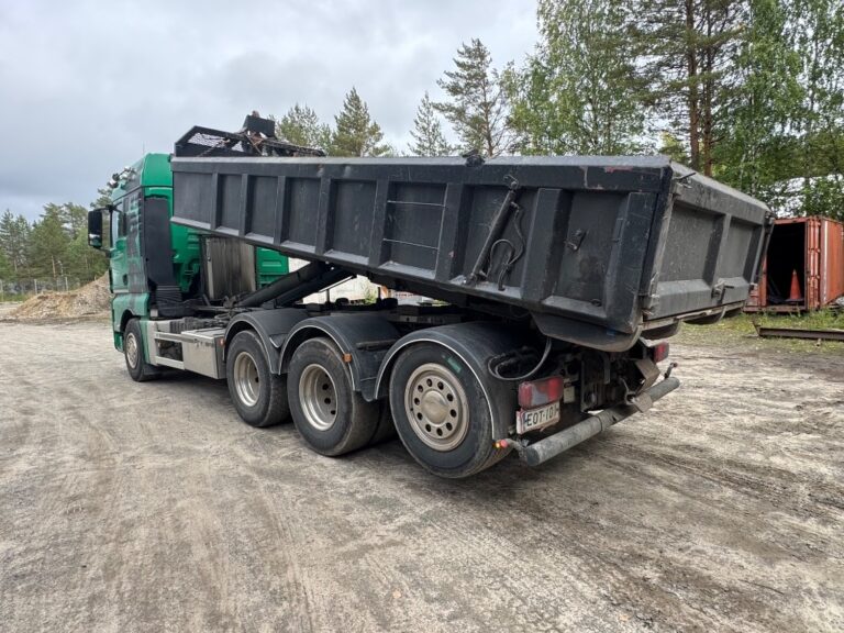 MAN TGX 35.540 8x4/4-3900 koukkuauto