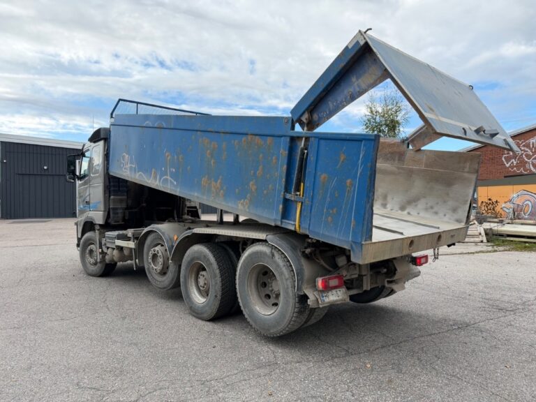 Volvo FH 13-460 8x2/4-4600 Sora-auto