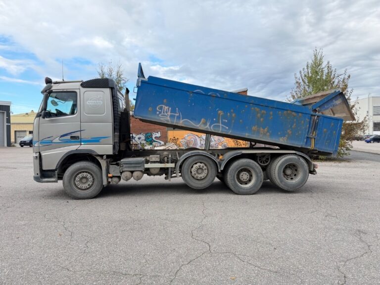 Volvo FH 13-460 8x2/4-4600 Sora-auto