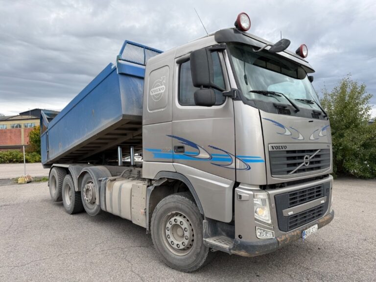 Volvo FH 13-460 8x2/4-4600 Sora-auto