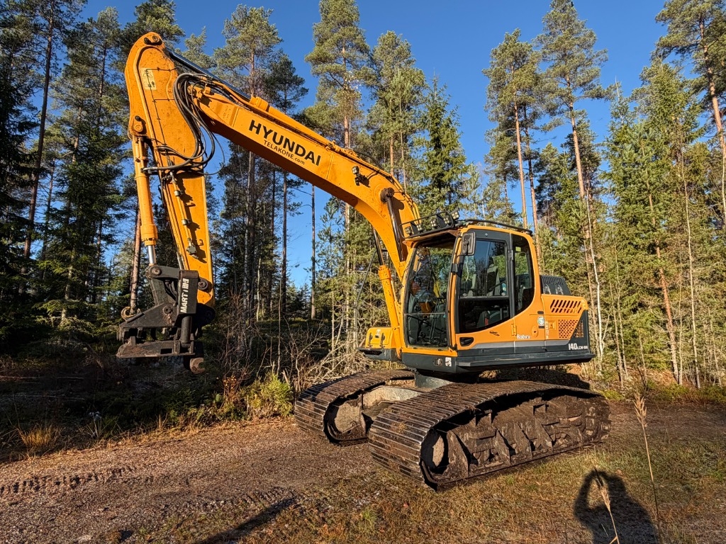 Hyundai Robex 140 LCM-9A