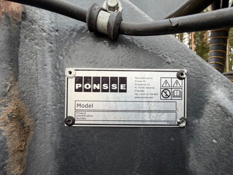 Ponsse FOX 8W Harvesteri