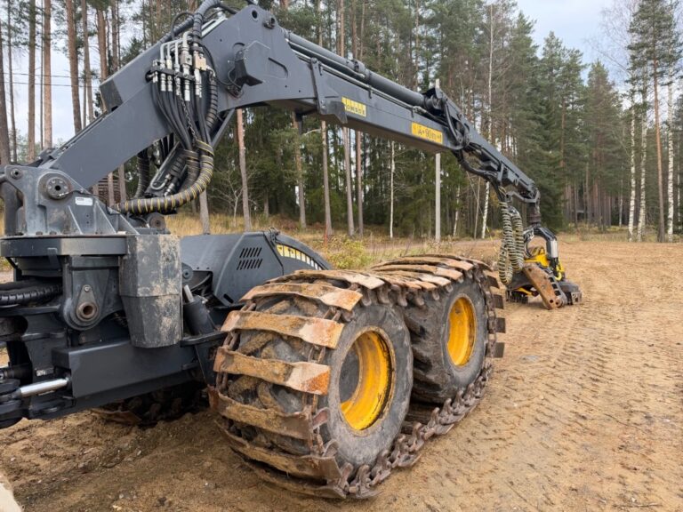 Ponsse FOX 8W Harvesteri