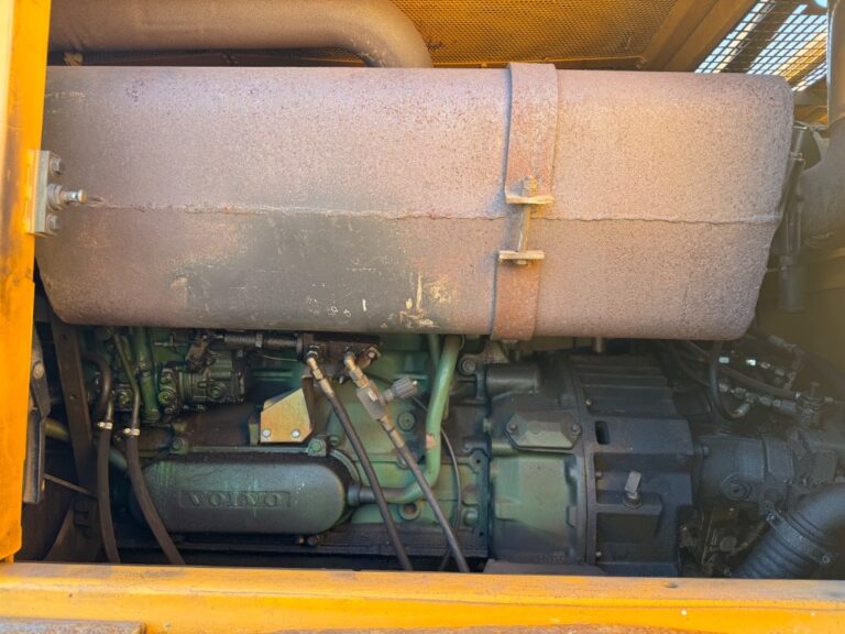 Volvo EW 200
