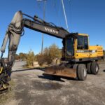 Volvo EW 200
